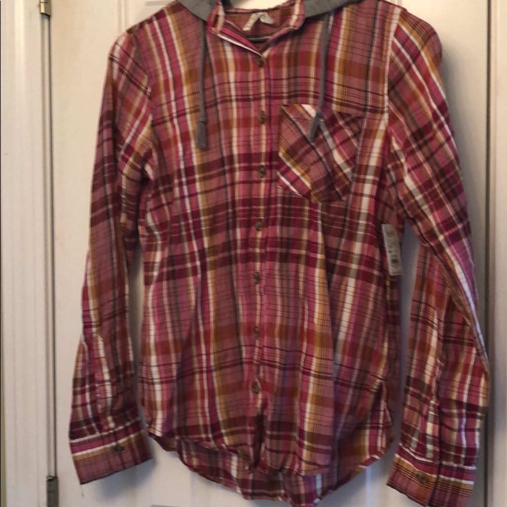 Junior girl’s plaid button top